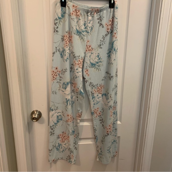 Miss Elaine Ultrasoft waffle knit floral pajama set - Picture 5 of 7